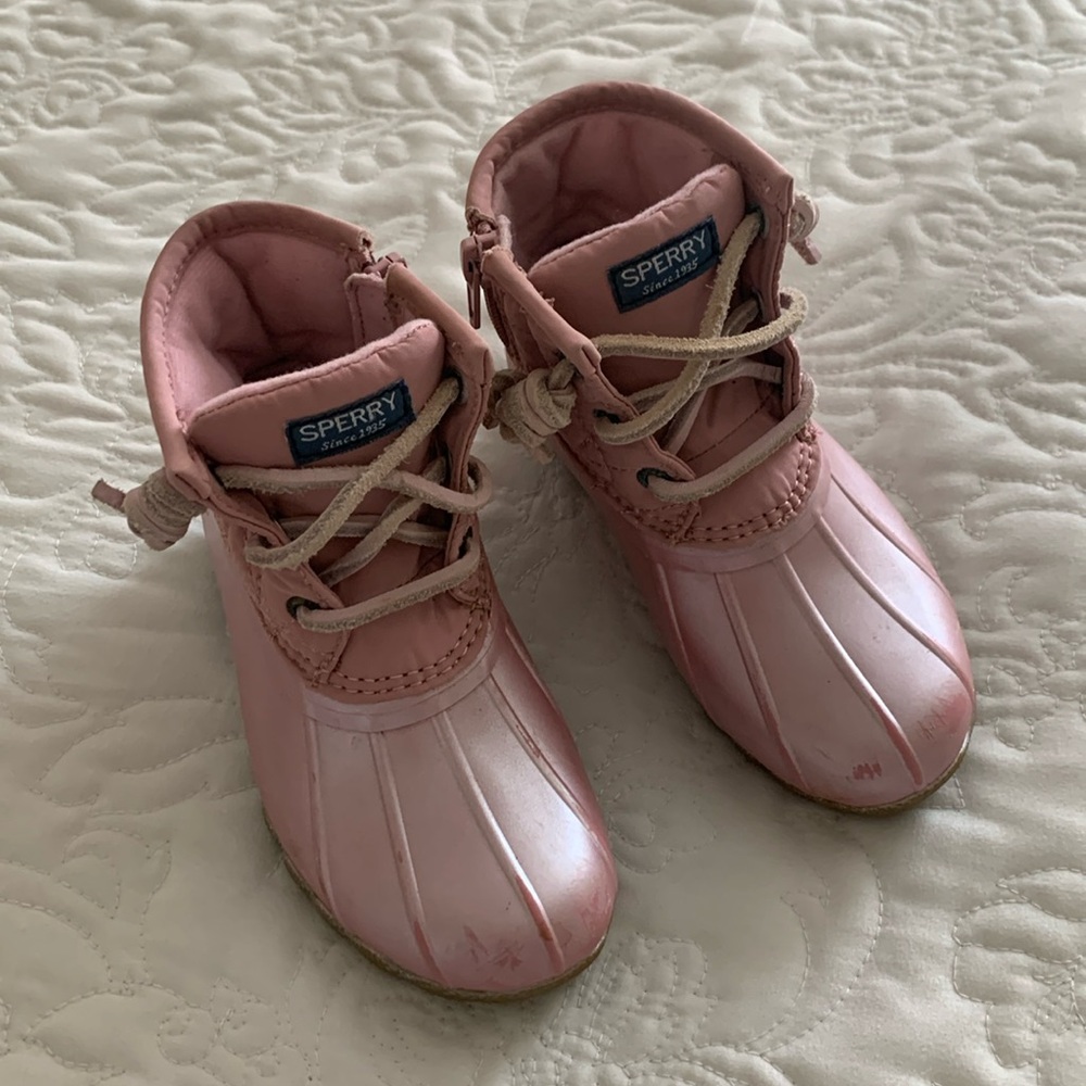 Sperry duck boots. Toddler 10.